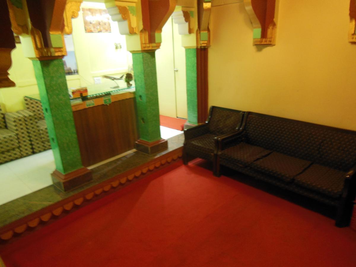 Shiva Inn Varanasi Exterior foto