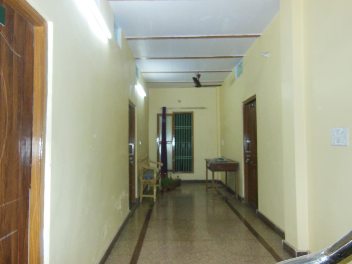 Shiva Inn Varanasi Exterior foto
